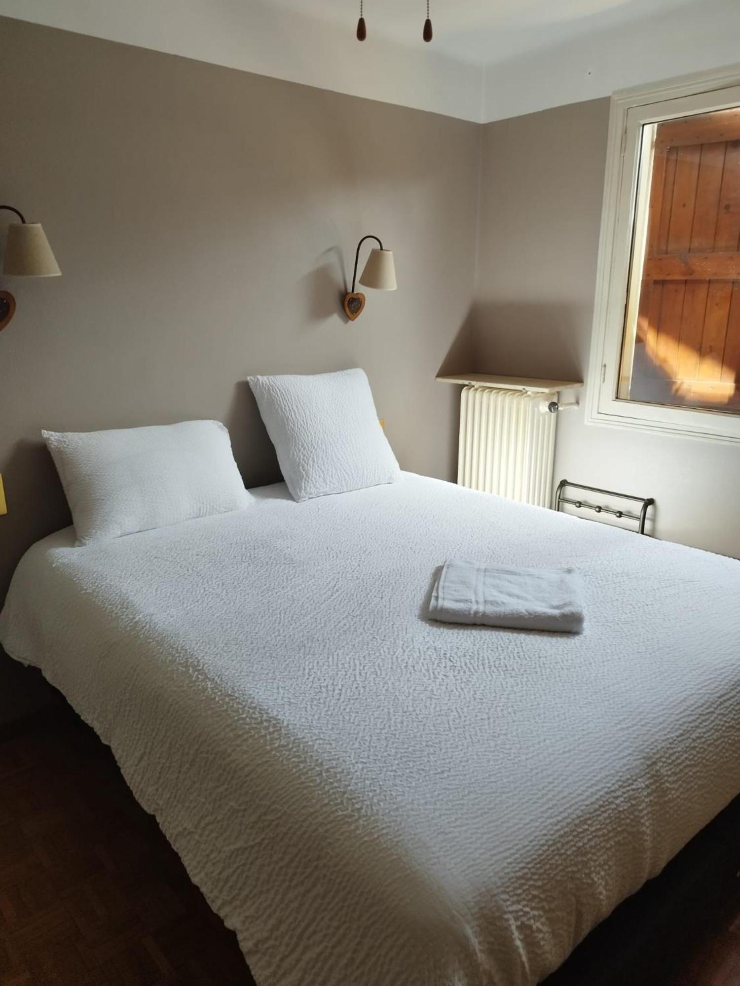 Appart'Hotel Des 3 Vallees Le Pied A Terre Séranon エクステリア 写真
